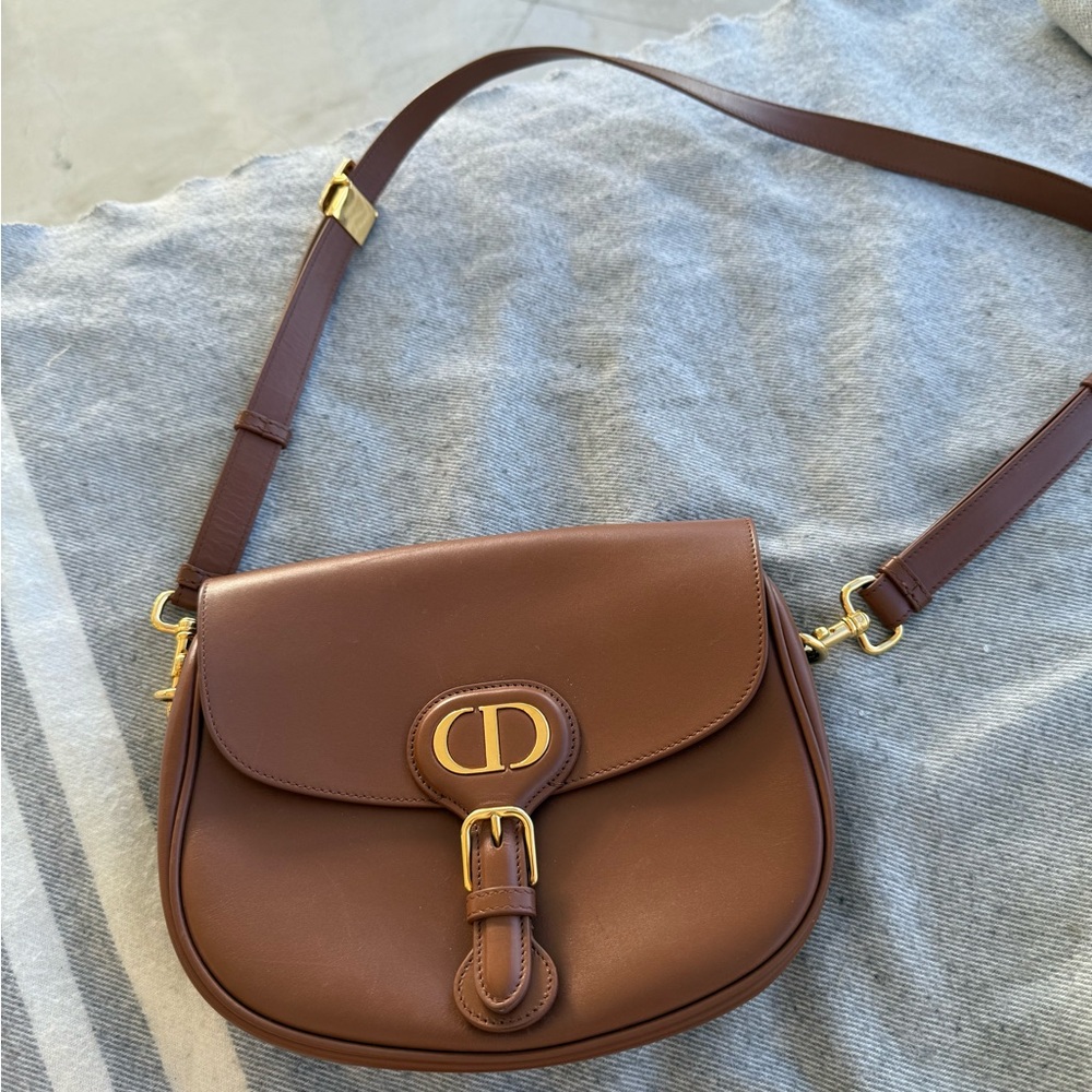 Christian Dior Brown Leather Medium Bobby Shoulder Bag
Good condition
No box